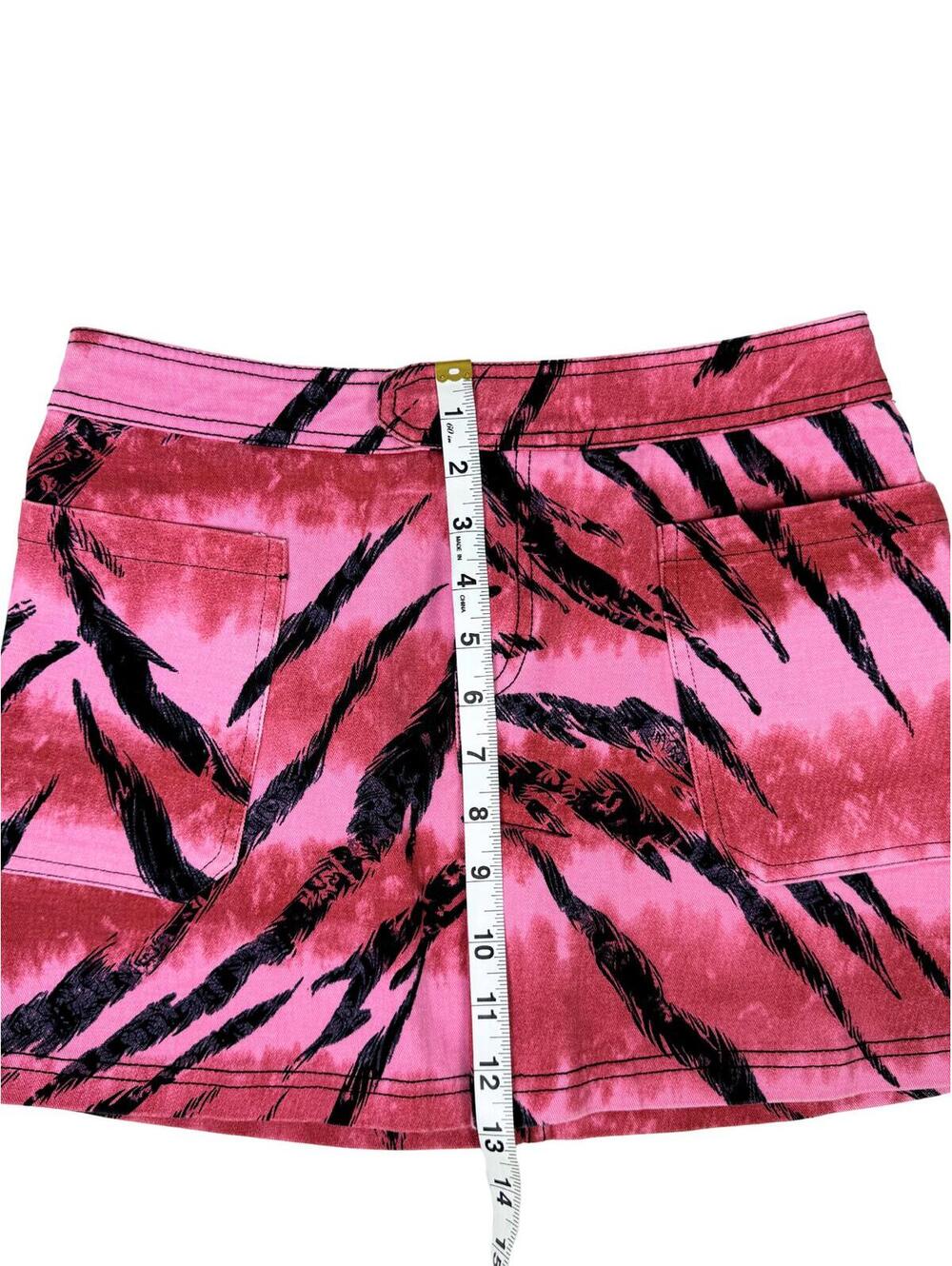I.AM.GIA Pink Tiger Print Mini Skirt Size S Y2K Indie Sleaze Low Rise - Picture 5 of 5